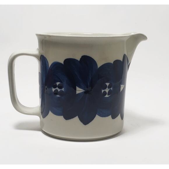 Vintage ARABIA Finland BLUE ANEMONE Ulla Procope Pitcher 32 oz - Picture 1 of 6